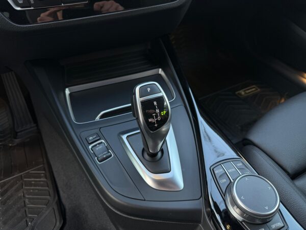 Bmw 220i cabrio 2.0 turbo At - Imagen 19