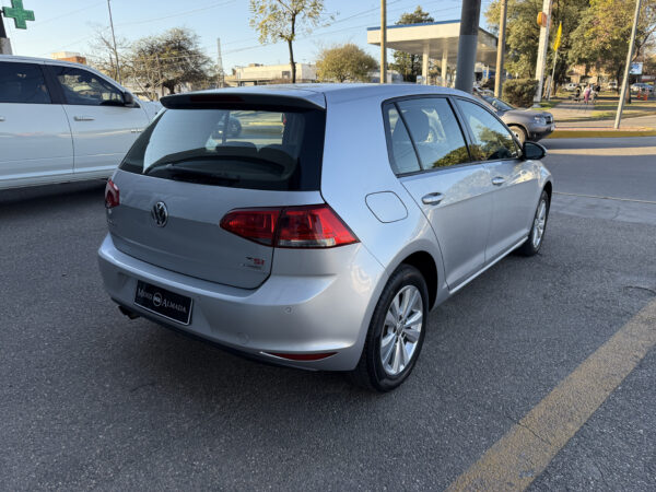 Volskwagen Golf 2016 bluemotion At - Imagen 6
