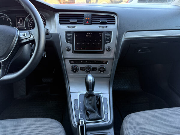 Volskwagen Golf 2016 bluemotion At - Imagen 13
