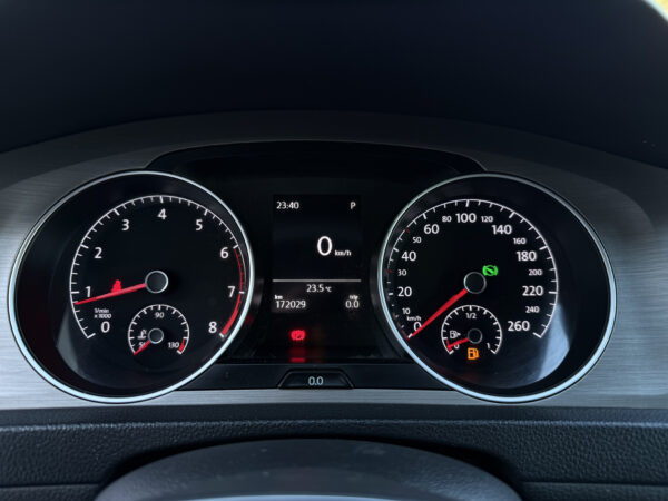 Volskwagen Golf 2016 bluemotion At - Imagen 16