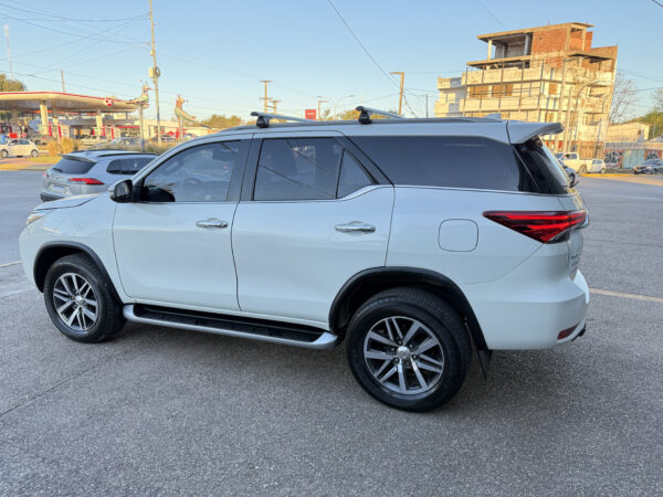 Toyota sw4 srx 7 asientos - Imagen 9