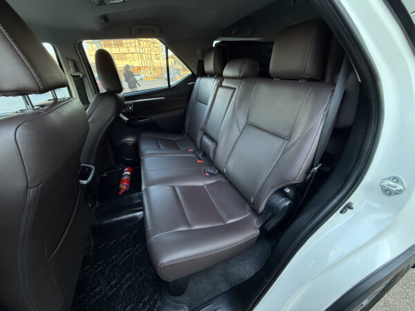 Toyota sw4 srx 7 asientos - Imagen 10