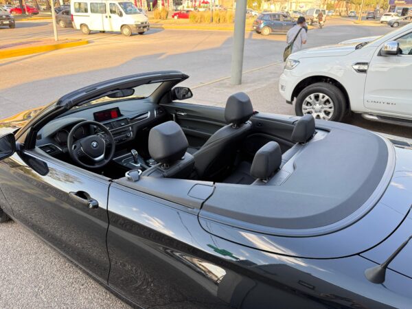 Bmw 220i cabrio 2.0 turbo At - Imagen 15