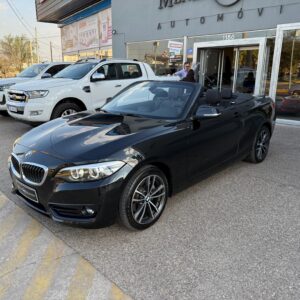 Bmw 220i cabrio 2.0 turbo At