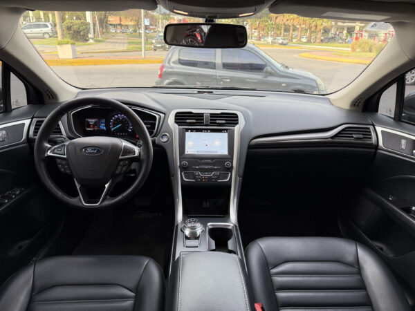 Ford Mondeo - Imagen 12