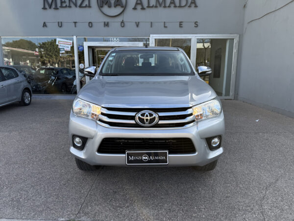 TOYOTA HILUX 4X2 - Imagen 2