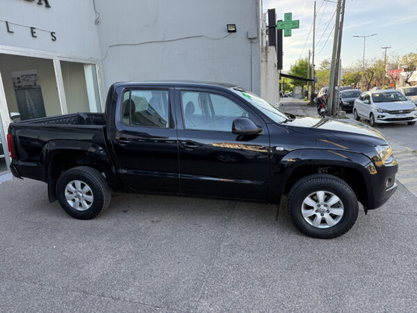 VOLKSWAGEN  AMAROK 4X2 180CV - Imagen 4