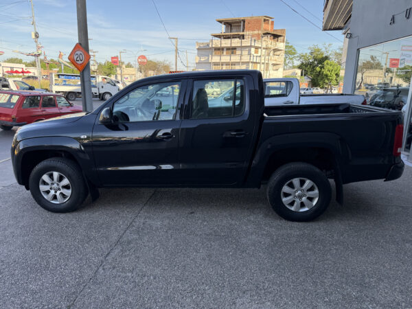VOLKSWAGEN  AMAROK 4X2 180CV - Imagen 8