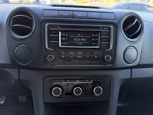 VOLKSWAGEN  AMAROK 4X2 180CV - Imagen 13